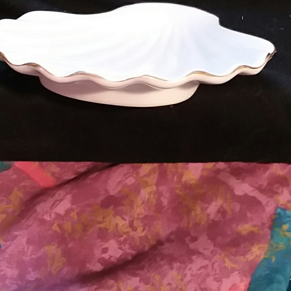 SeaShell Soap Dish - Picture 3 of 4